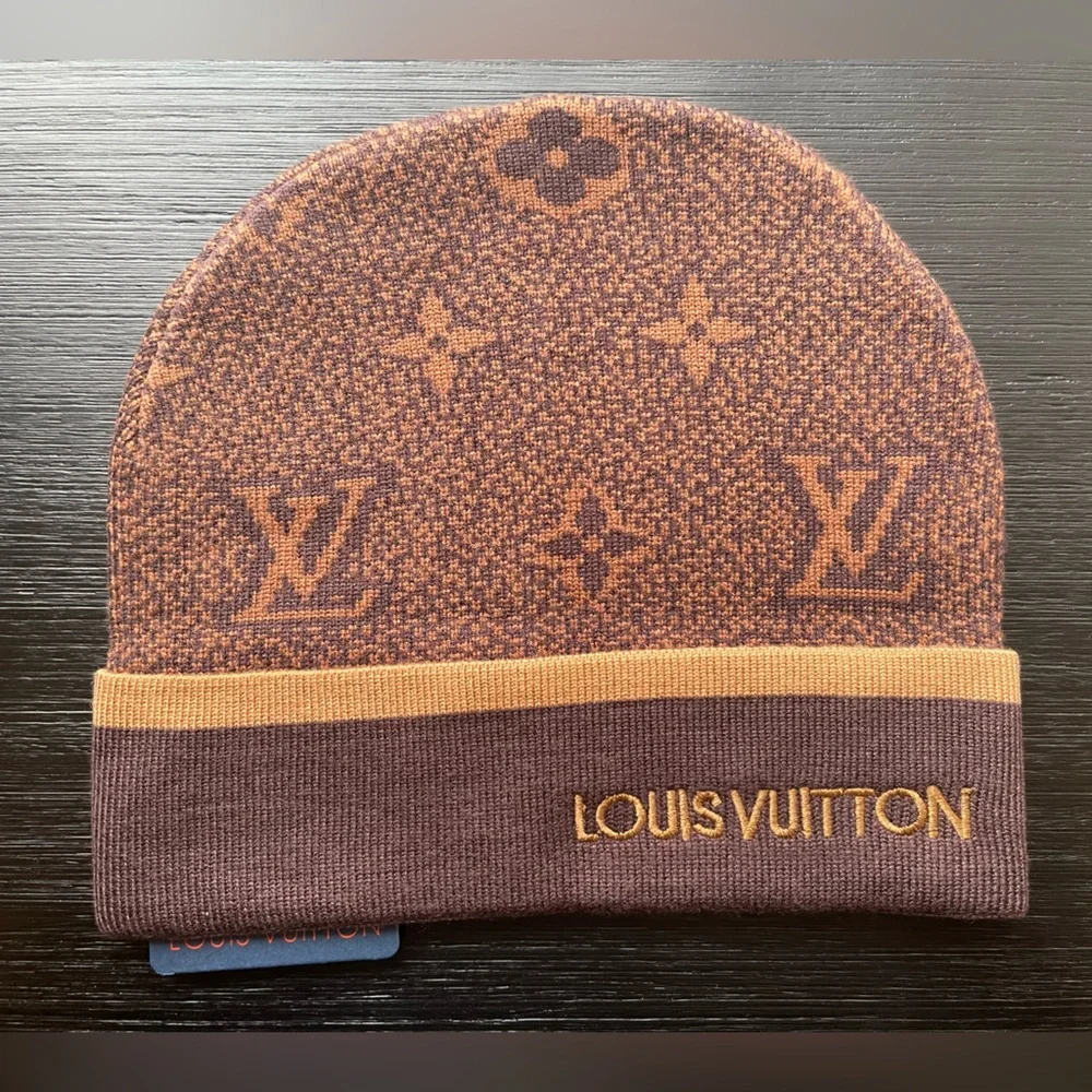 Brown and Tan Beanie! OS NWT - Picture 2 of 6